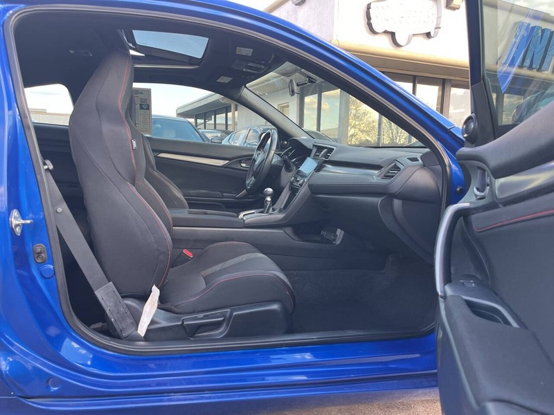 Honda Civic Si Coupe Vehicle Image 09