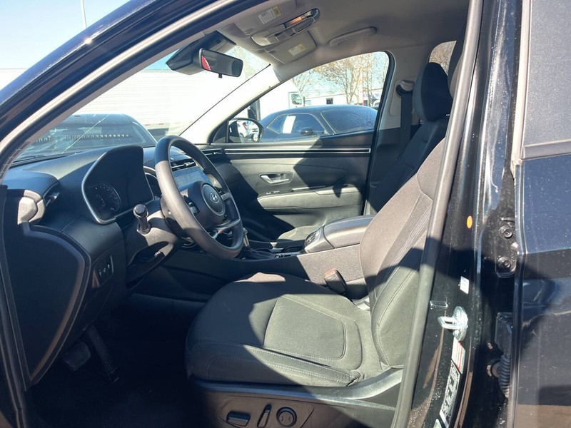 Hyundai Tucson Vehicle Image 08