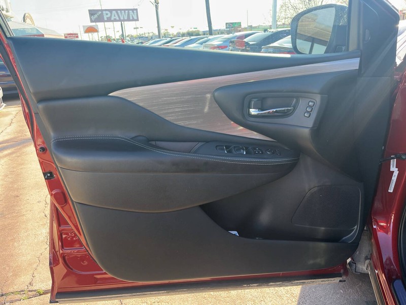 Nissan Murano Vehicle Image 07