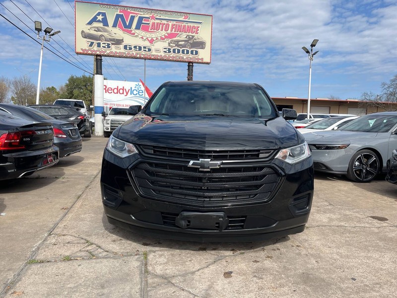 Chevrolet Traverse Vehicle Image 02