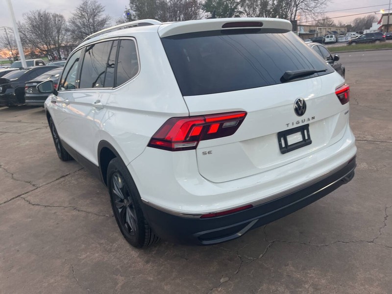 Volkswagen Tiguan Vehicle Image 06