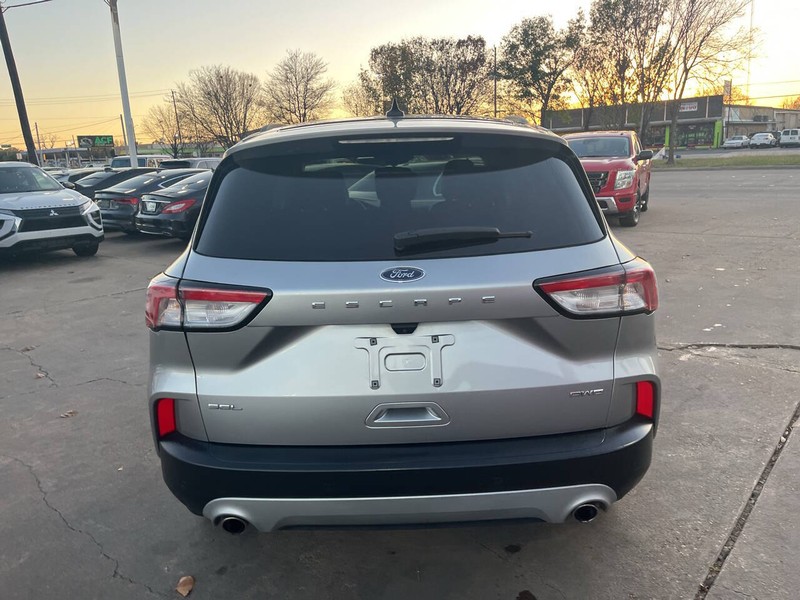 Ford Escape Vehicle Image 03