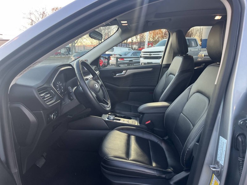 Ford Escape Vehicle Image 07