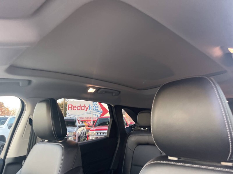 Ford Escape Vehicle Image 10