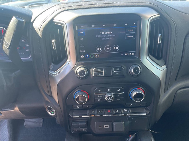 Chevrolet Silverado 1500 Vehicle Image 12