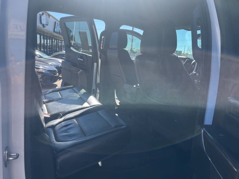 Chevrolet Silverado 1500 Vehicle Image 15