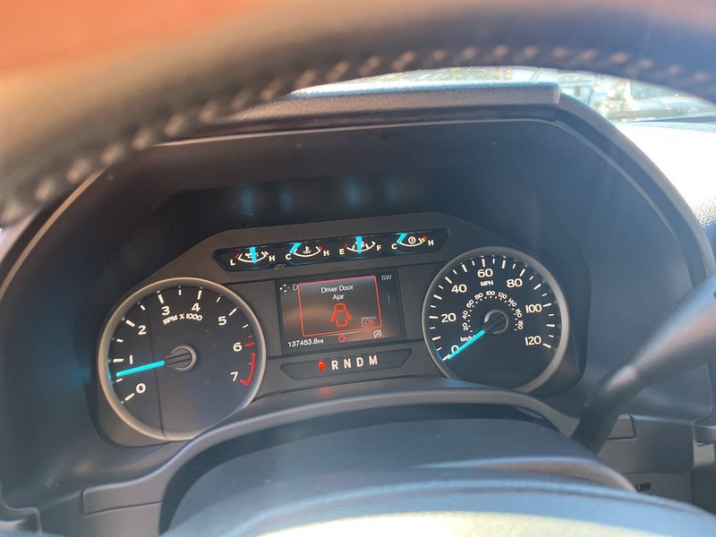 Ford F-150 Vehicle Image 09