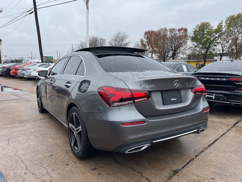 Mercedes-Benz A-Class Vehicle Image 03