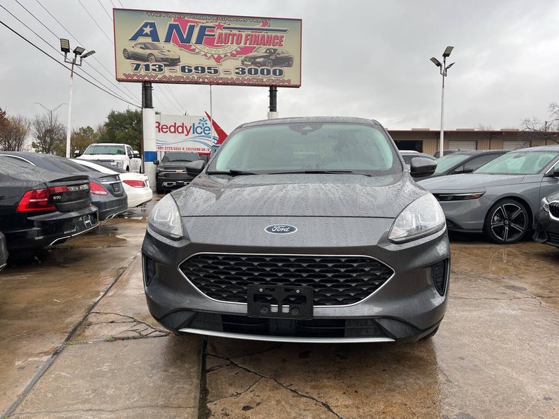 Ford Escape Vehicle Image 02