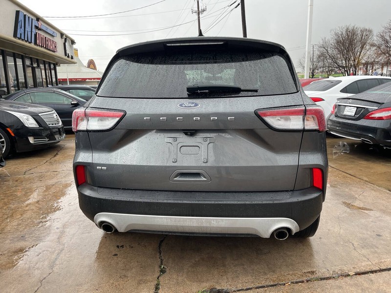 Ford Escape Vehicle Image 04