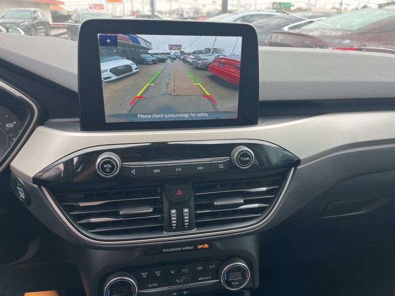 Ford Escape Vehicle Image 12