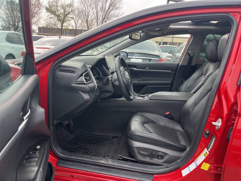 Toyota Camry Vehicle Image 07