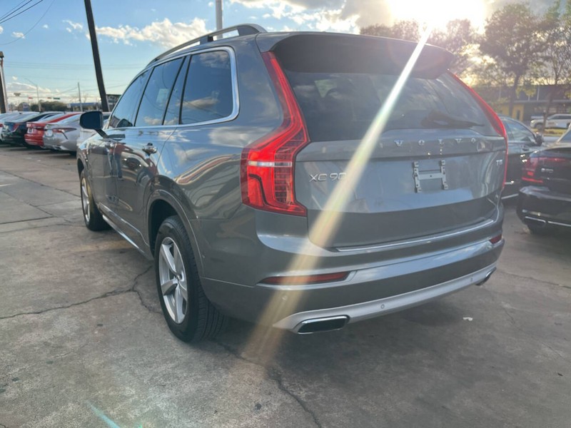 Volvo XC90 Vehicle Image 03