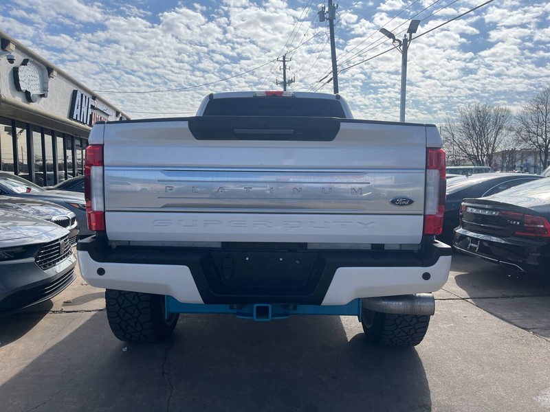 Ford Super Duty F-250 SRW Vehicle Image 04