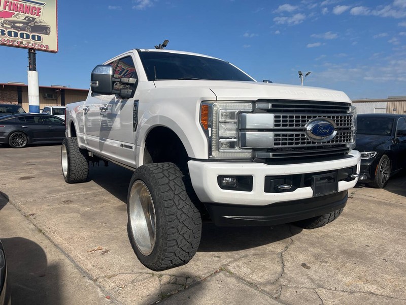 Ford Super Duty F-250 SRW Vehicle Image 06