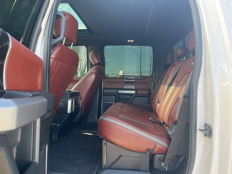 Ford Super Duty F-250 SRW Vehicle Image 10