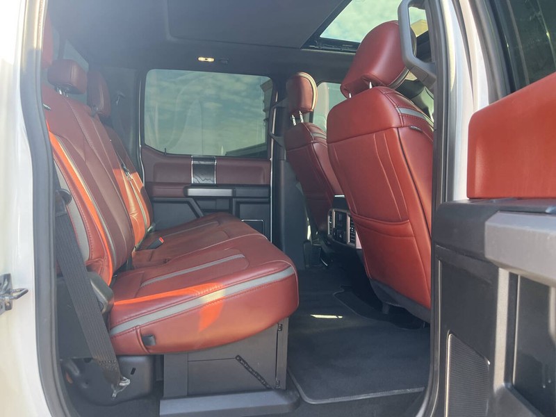 Ford Super Duty F-250 SRW Vehicle Image 11