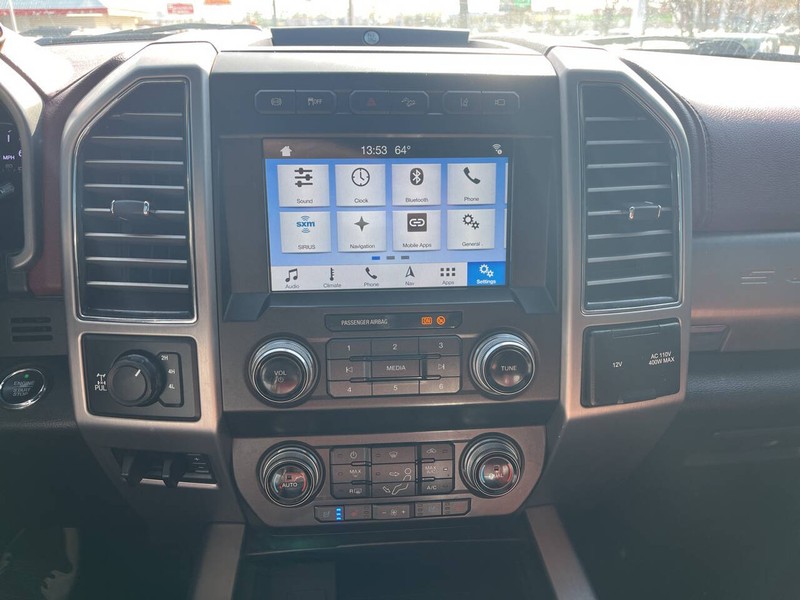 Ford Super Duty F-250 SRW Vehicle Image 13