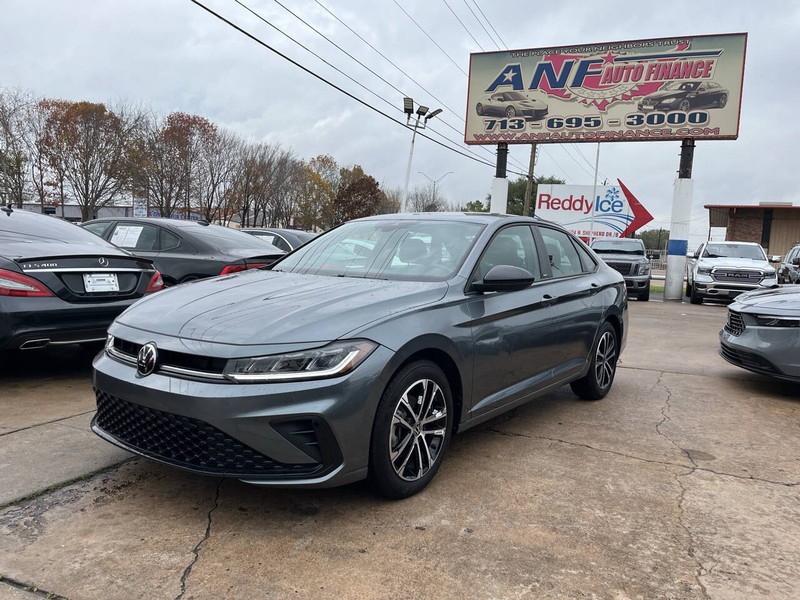 Volkswagen Jetta Vehicle Image 11