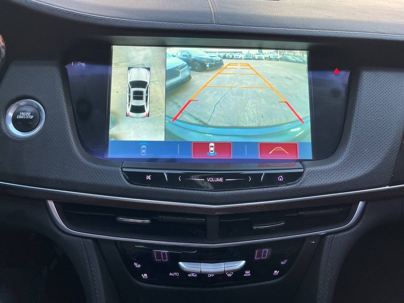 Cadillac CT6 Sedan Vehicle Image 11