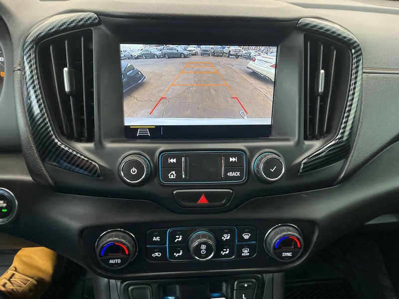 GMC Terrain Vehicle Image 11