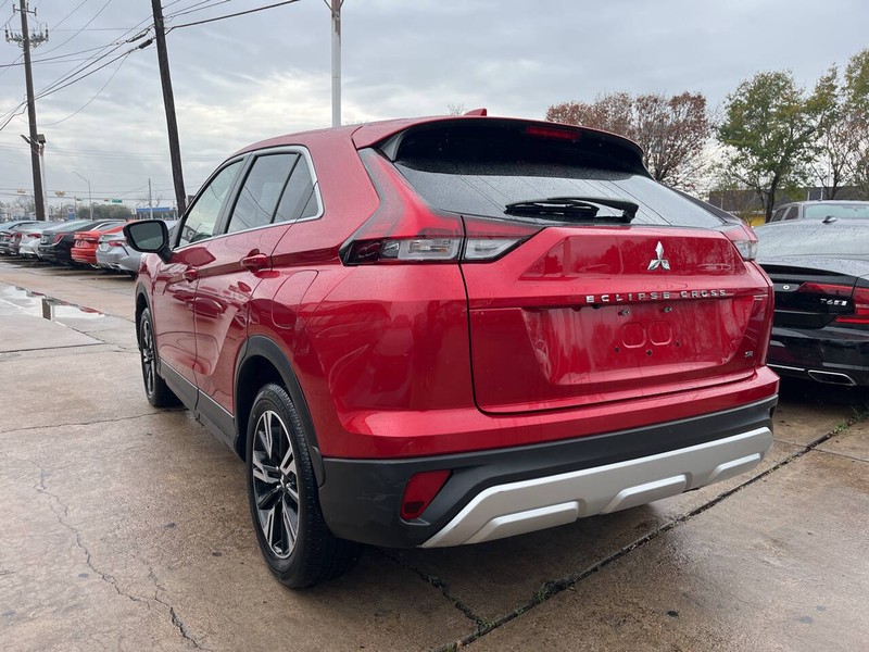 Mitsubishi Eclipse Cross Vehicle Image 03