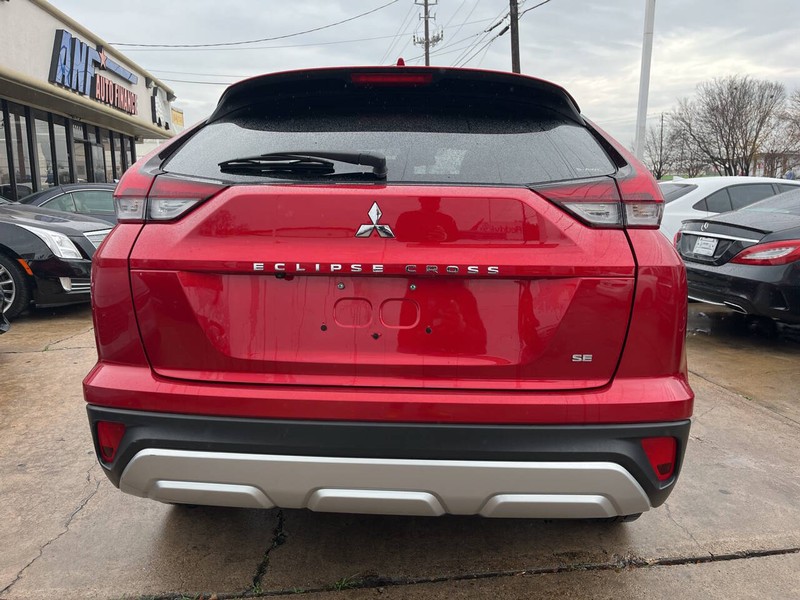 Mitsubishi Eclipse Cross Vehicle Image 04