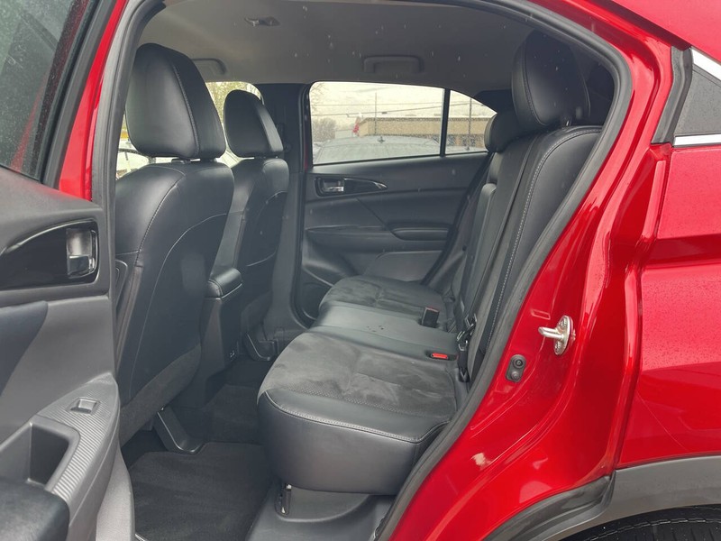 Mitsubishi Eclipse Cross Vehicle Image 08