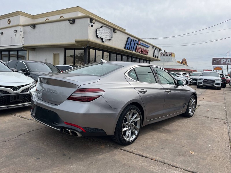 Genesis G70 Vehicle Image 05