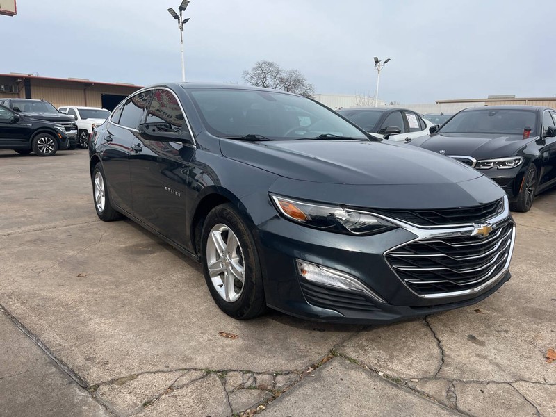 Chevrolet Malibu Vehicle Image 04