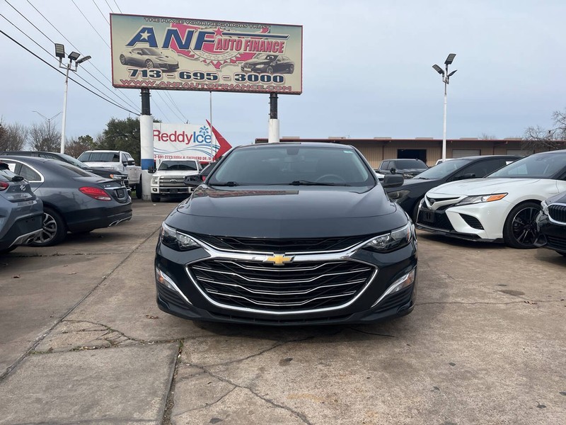 Chevrolet Malibu Vehicle Image 11