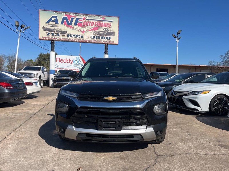 Chevrolet Trailblazer Vehicle Image 02