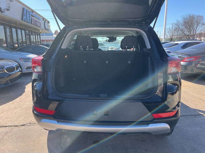 Chevrolet Trailblazer Vehicle Image 08