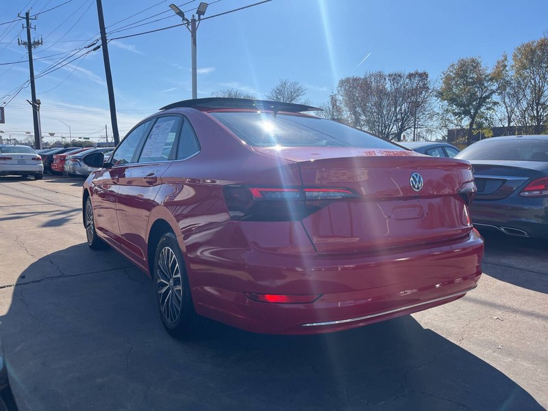 Volkswagen Jetta Vehicle Image 03