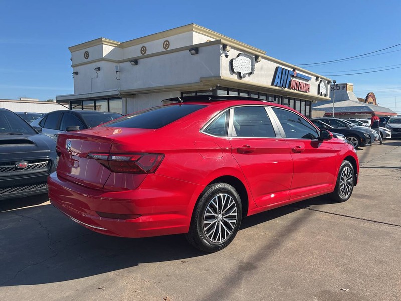 Volkswagen Jetta Vehicle Image 05