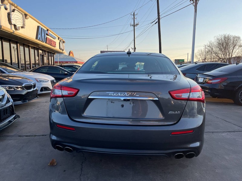 Maserati Ghibli Vehicle Image 03