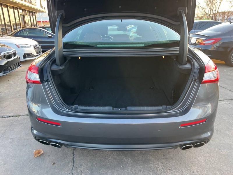 Maserati Ghibli Vehicle Image 08