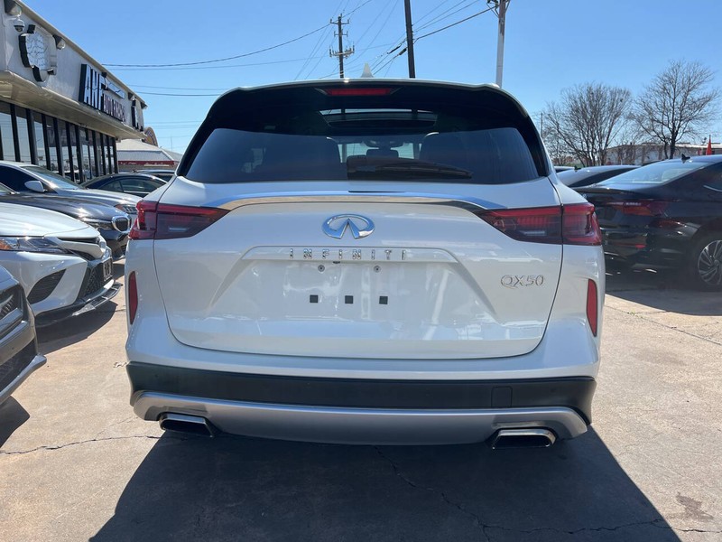 INFINITI QX50 Vehicle Image 03