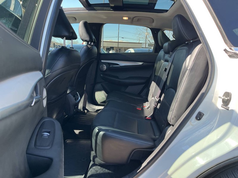 INFINITI QX50 Vehicle Image 07