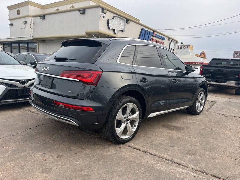 Audi Q5 Vehicle Image 04