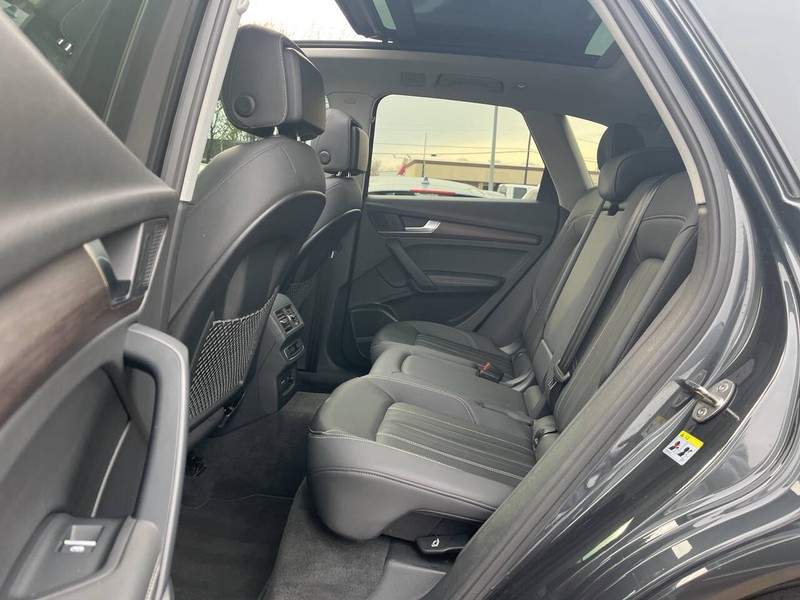 Audi Q5 Vehicle Image 07