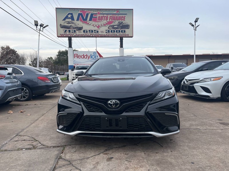 Toyota Camry Vehicle Image 02