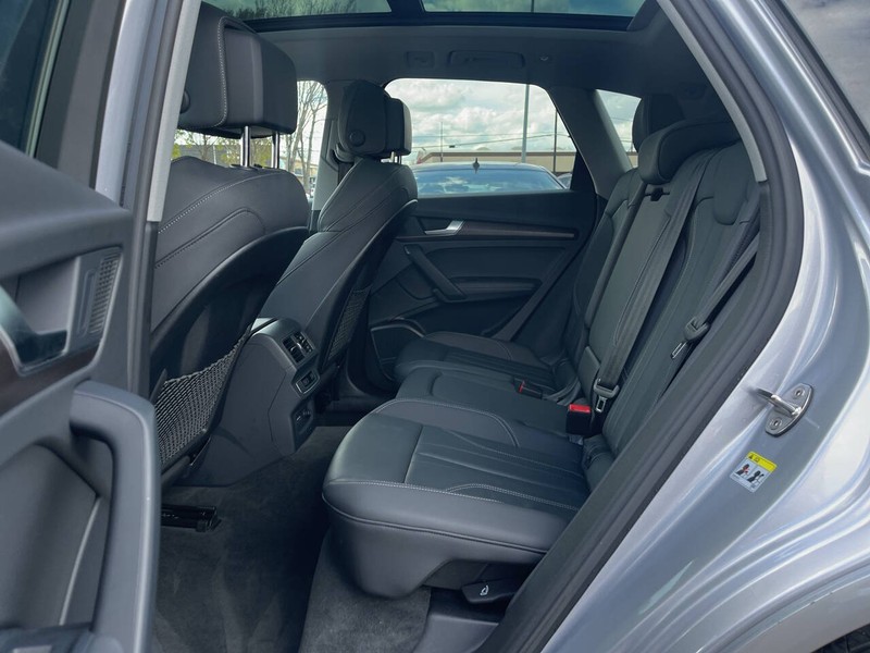 Audi Q5 Vehicle Image 08