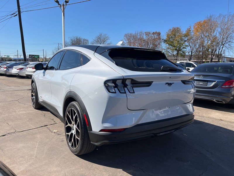 Ford Mustang Mach-E Vehicle Image 03