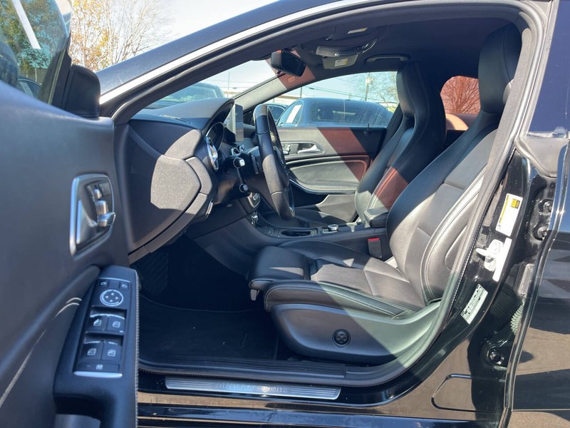 Mercedes-Benz CLA Vehicle Image 07