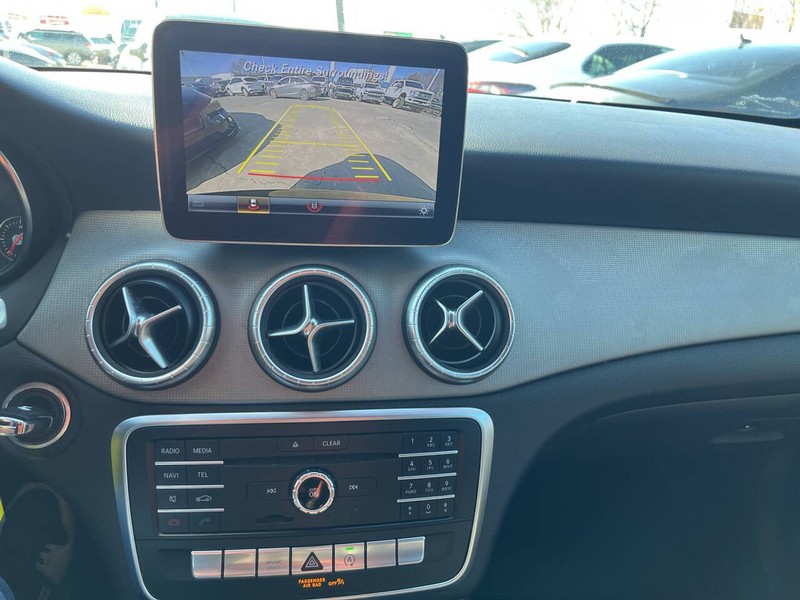 Mercedes-Benz CLA Vehicle Image 13