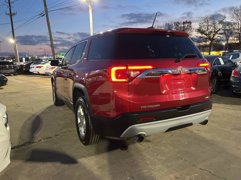 GMC Acadia Vehicle Image 03