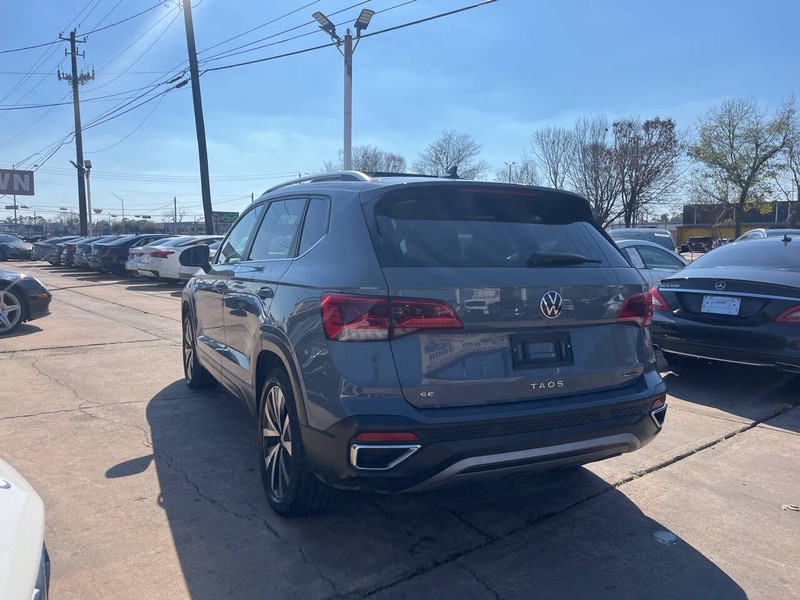 Volkswagen Taos Vehicle Image 03