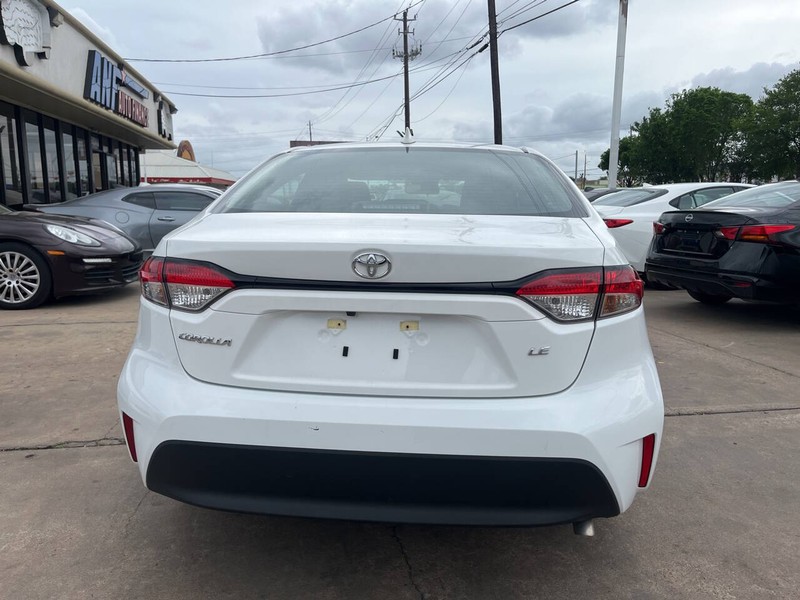 Toyota Corolla Vehicle Image 04