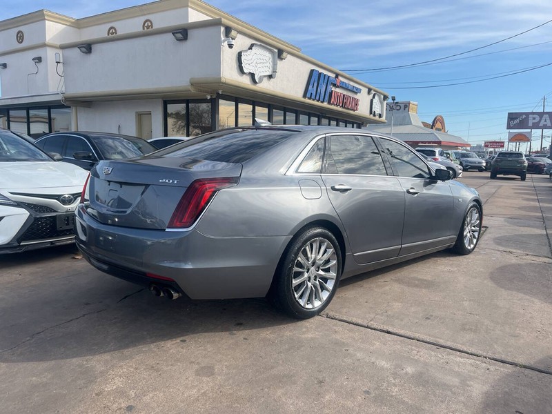 Cadillac CT6 Vehicle Image 05